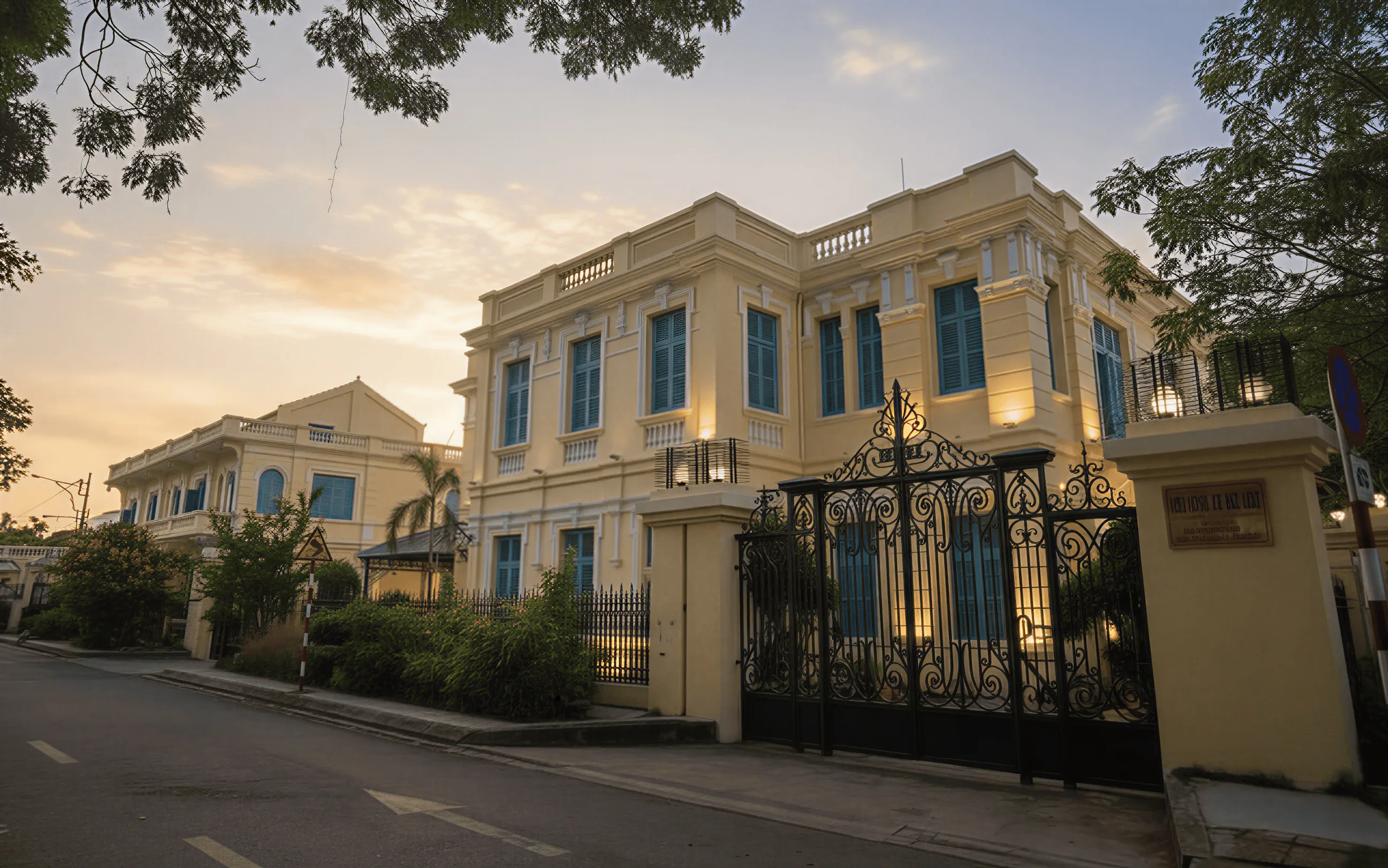 Tour Miền Tây Cà Mau 3 Ngày 2 Đêm: Trải Nghiệm Du Thuyền & Chinh Phục Đất Mũi